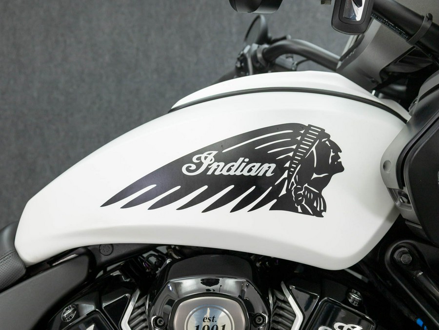 2020 INDIAN CHALLENGER DARK HORSE W/ABS