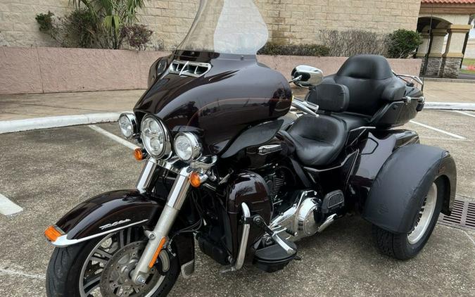 2014 Harley-Davidson Trike FLHTCUTG - Tri Glide Ultra
