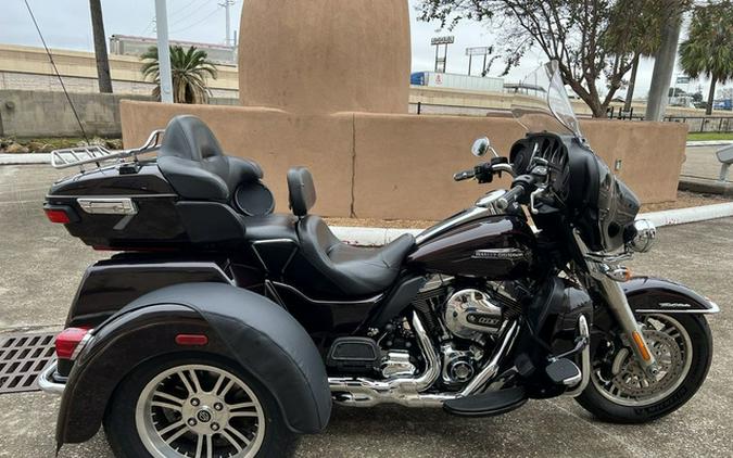 2014 Harley-Davidson Trike FLHTCUTG - Tri Glide Ultra