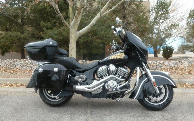 2015 Indian Motorcycle® Chieftain® Thunder Black