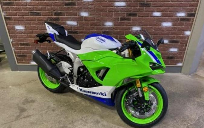 2024 Kawasaki Ninja® ZX™-6R 40th Anniversary Edition ABS