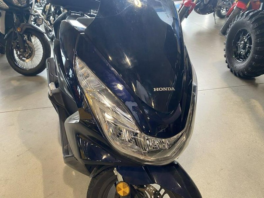 2017 Honda® PCX150