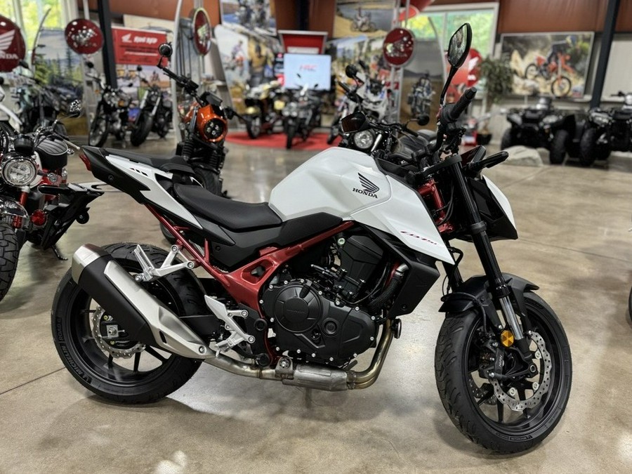 2025 Honda CB750 Hornet