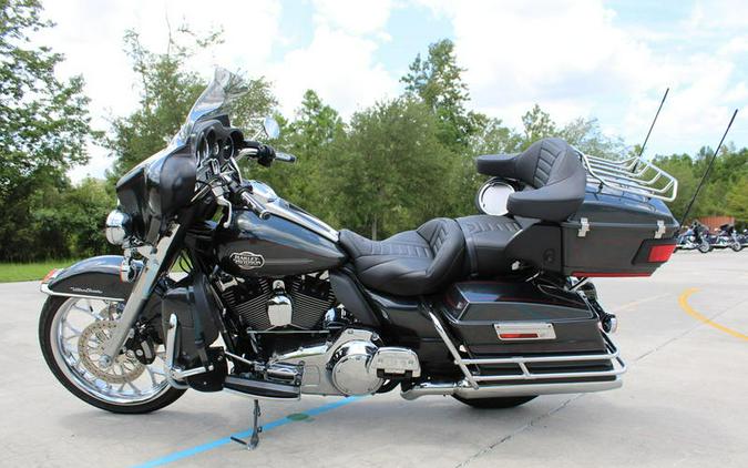 2009 Harley-Davidson® FLHTCU - Ultra Classic® Electra Glide®