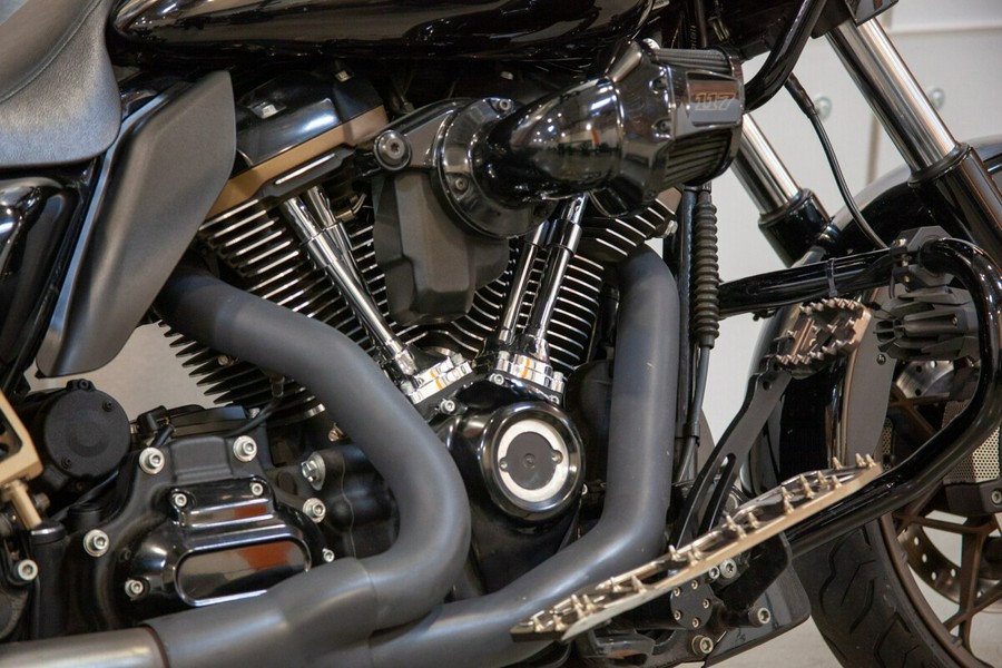 2022 Harley-Davidson® Road Glide® ST