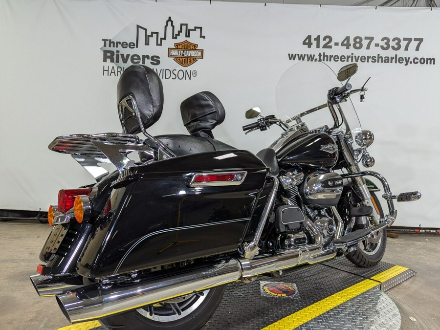 2017 Harley-Davidson Road King Vivid Black