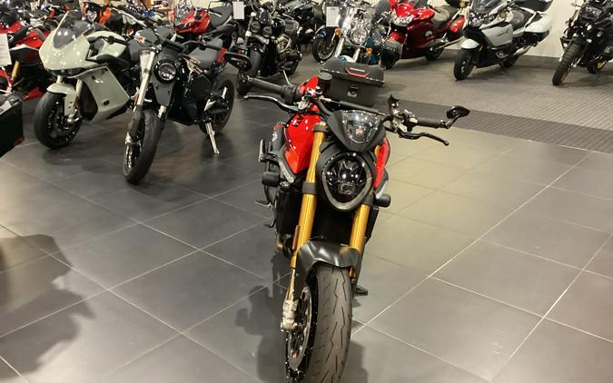 2023 Ducati Monster