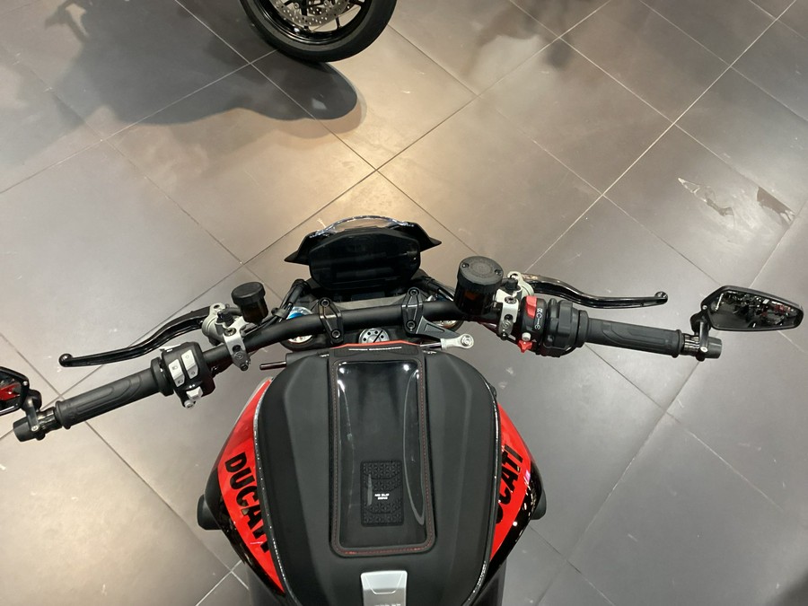 2023 Ducati Monster