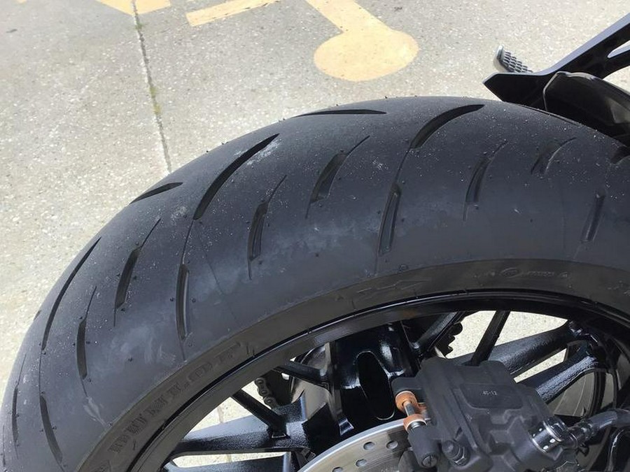 2024 Kawasaki Z900RS ABS