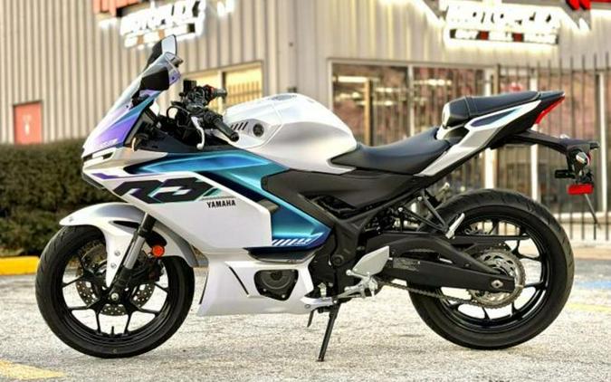 2025 Yamaha YZF-R3