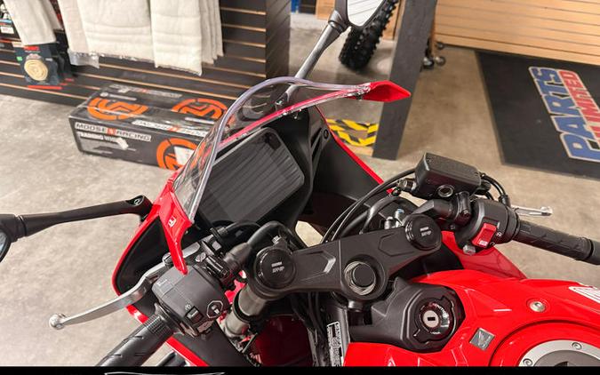 2026 Honda® CBR650R E-Clutch