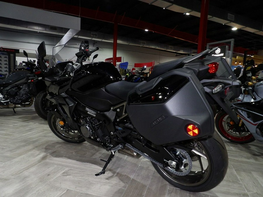 2024 Suzuki GSX-S1000GT Plus