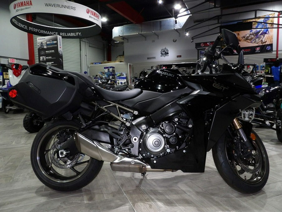 2024 Suzuki GSX-S1000GT Plus