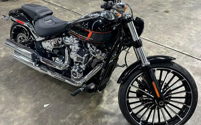 2023 Harley-Davidson® FXBR - Breakout® 117