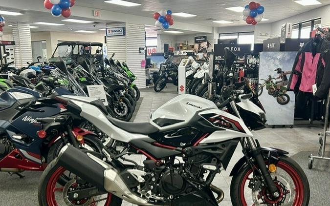 2026 Kawasaki Z500 SE ABS