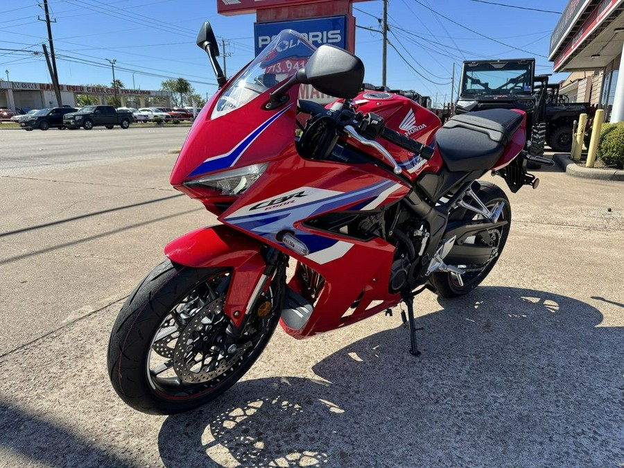 2026 Honda® CBR650R E-Clutch