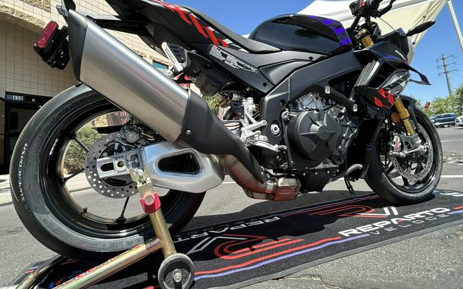 2027 Aprilia Tuono V4 Factory 1100