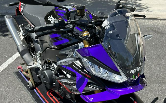 2027 Aprilia Tuono V4 Factory 1100