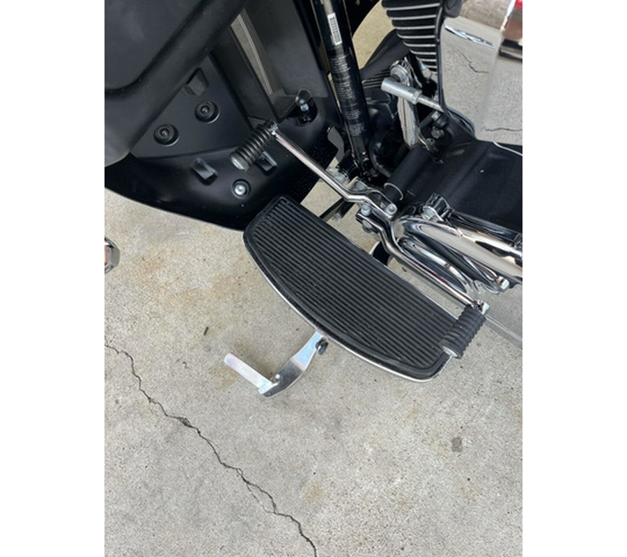 2015 Harley-Davidson FLHTCU Electra Glide Ultra Classic