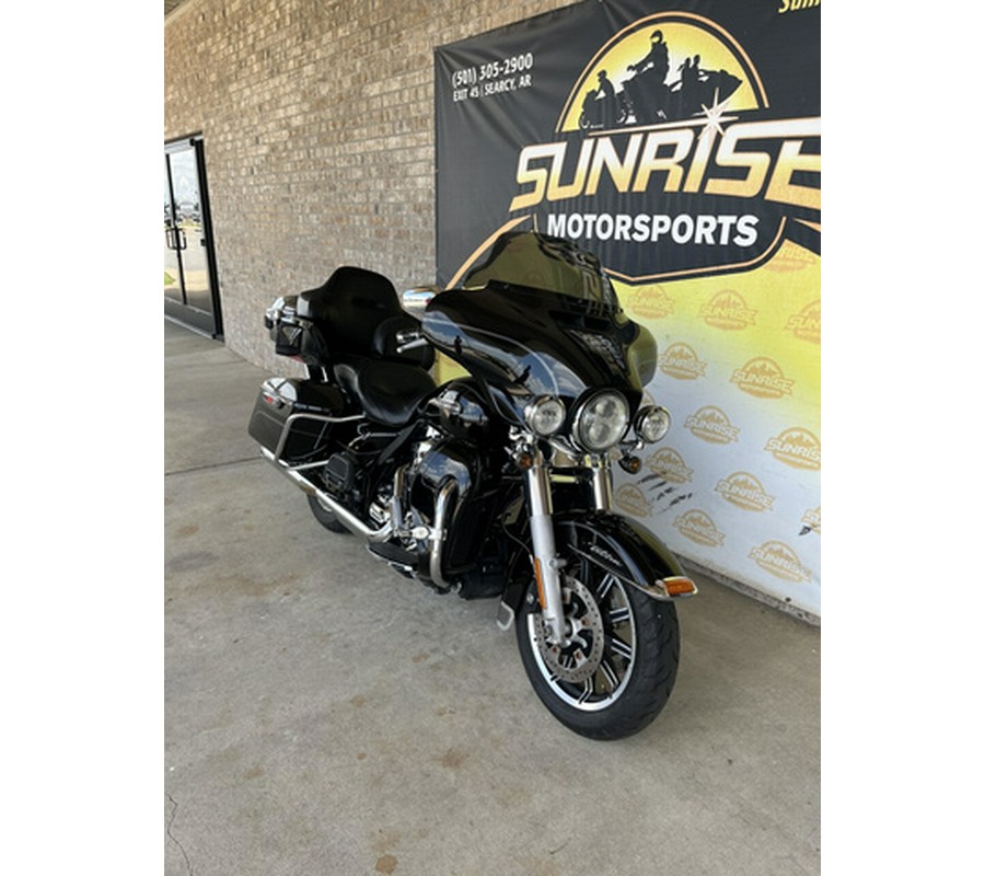 2015 Harley-Davidson FLHTCU Electra Glide Ultra Classic