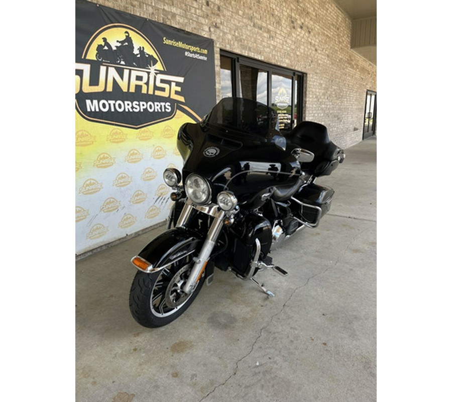 2015 Harley-Davidson FLHTCU Electra Glide Ultra Classic