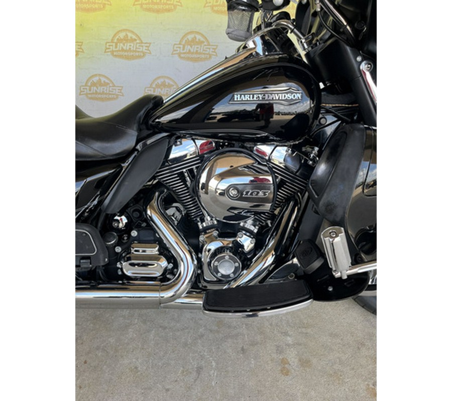 2015 Harley-Davidson FLHTCU Electra Glide Ultra Classic