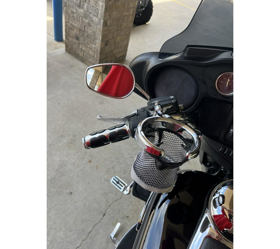 2015 Harley-Davidson FLHTCU Electra Glide Ultra Classic