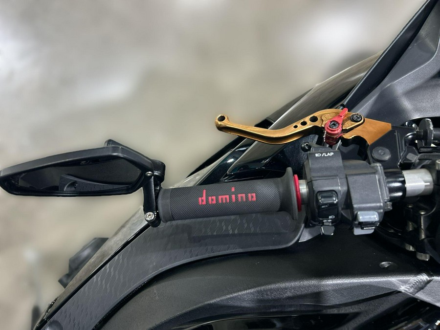 2015 Yamaha YZF-R1