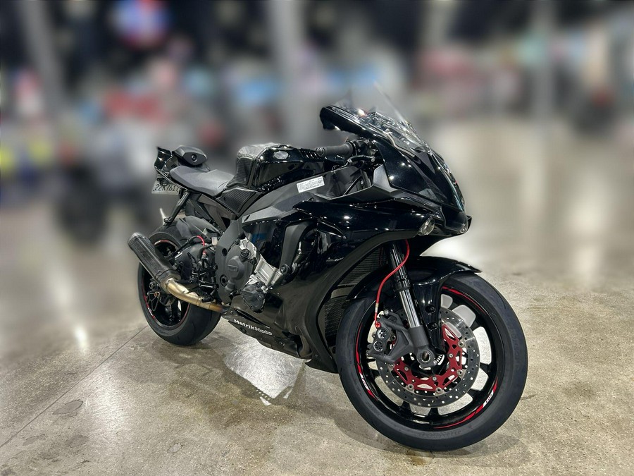 2015 Yamaha YZF-R1