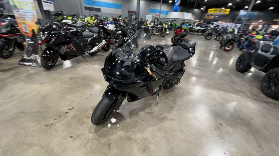 2015 Yamaha YZF-R1