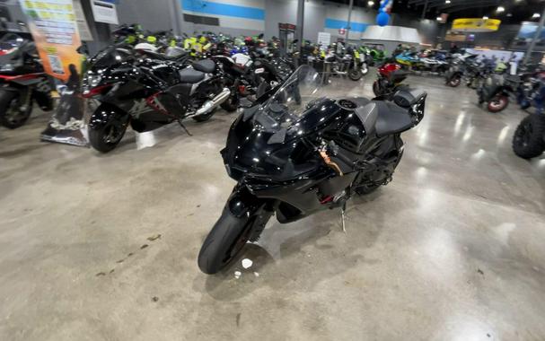 2015 Yamaha YZF-R1