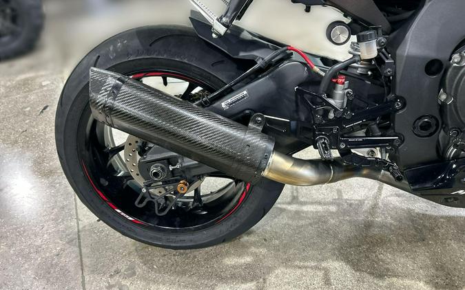 2015 Yamaha YZF-R1