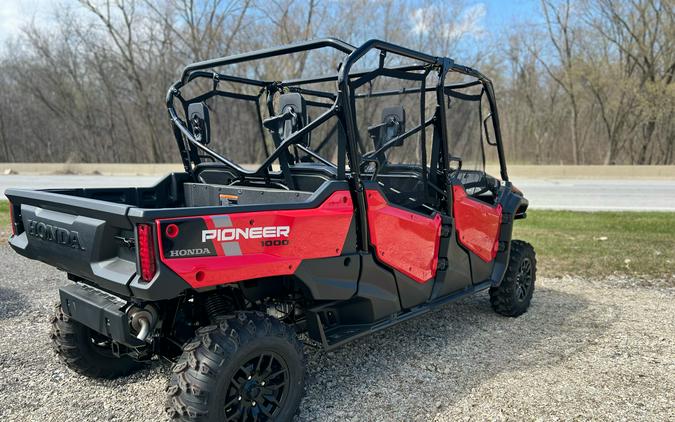 2023 Honda Pioneer 1000-6 Deluxe Crew