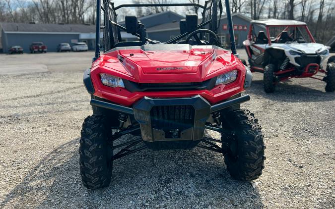 2023 Honda Pioneer 1000-6 Deluxe Crew