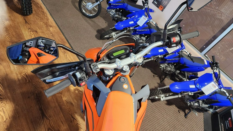 2023 KTM 690 Enduro R