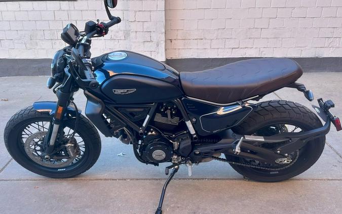 2024 Ducati Scrambler Nightshift (2G) Blue