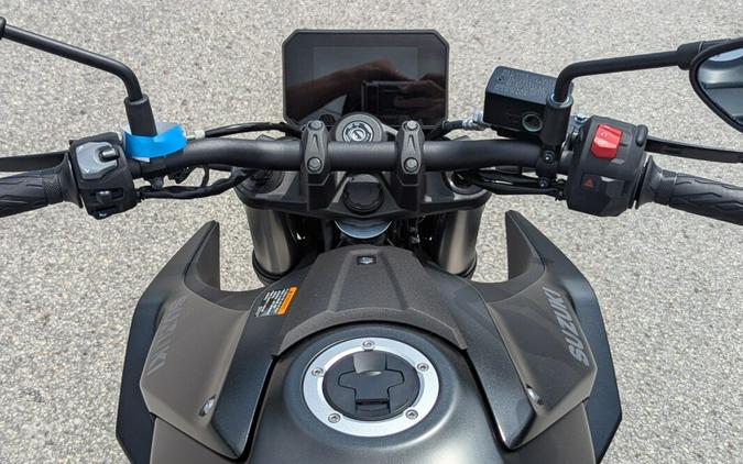 2025 Suzuki GSX-8S