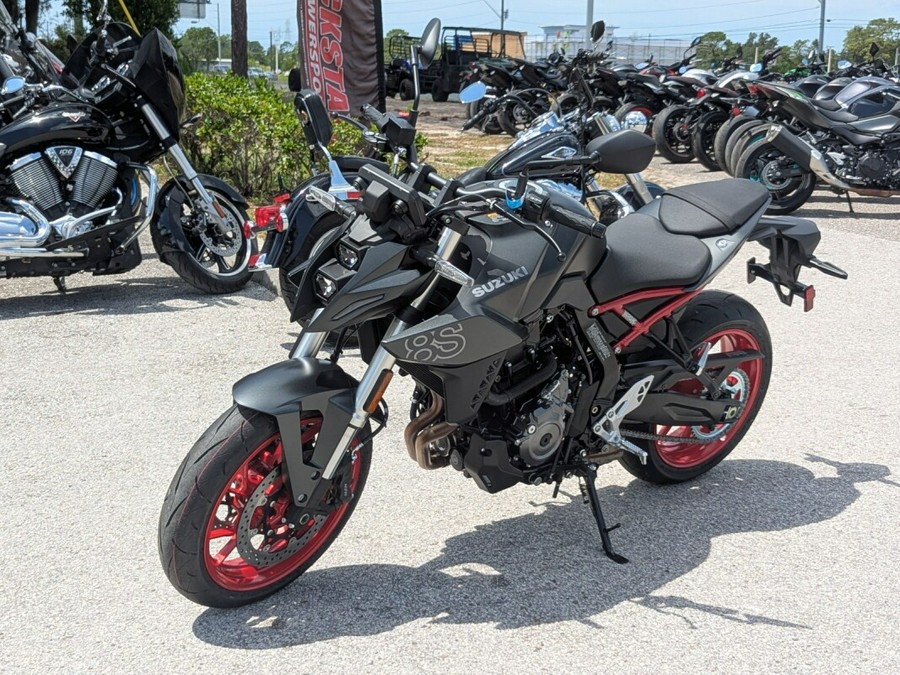 2025 Suzuki GSX-8S
