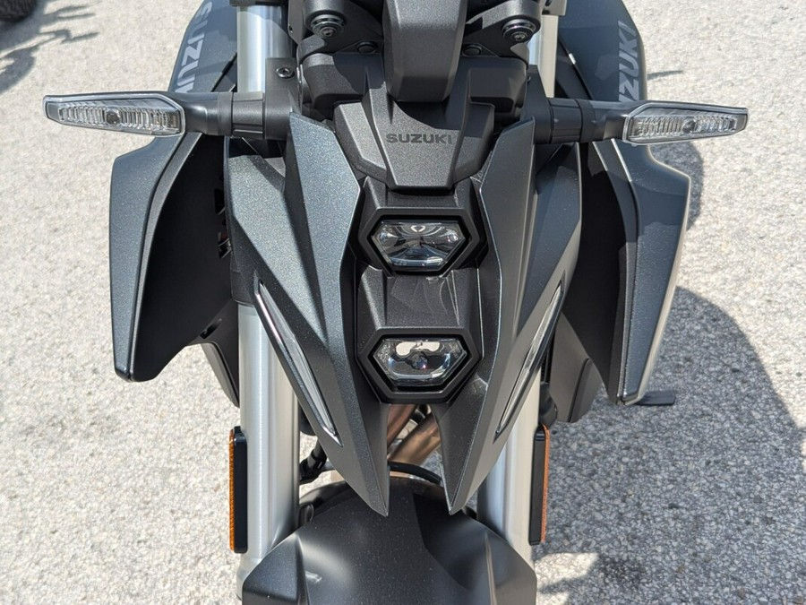 2025 Suzuki GSX-8S