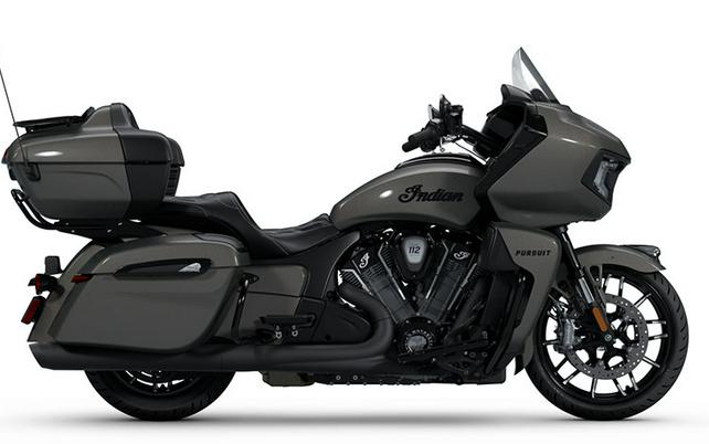 2025 Indian Pursuit® Dark Horse® with 112 and Powerband Audio Package