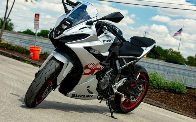 2024 Suzuki GSX 8R