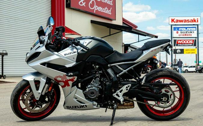 2024 Suzuki GSX 8R