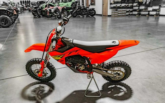 2027 KTM SX E 5