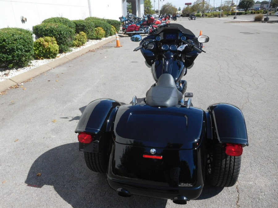 FLTRT 2024 Road Glide 3