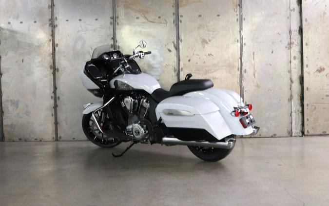 2024 Indian Motorcycle® Challenger® Limited Ghost White Metallic