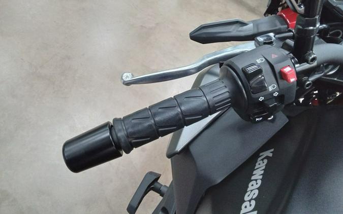 2025 Kawasaki Z500 SE ABS