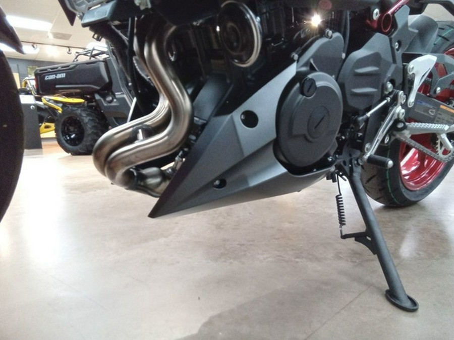 2025 Kawasaki Z500 SE ABS