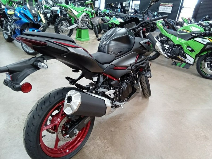 2025 Kawasaki Z500 SE ABS