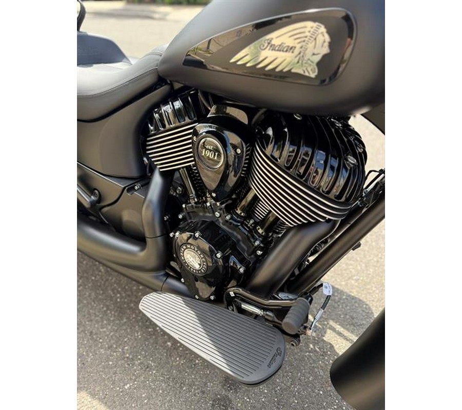 2025 Indian Motorcycle Springfield® Dark Horse®