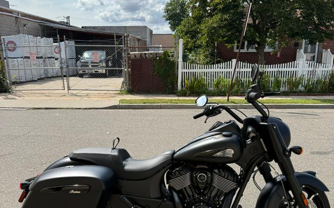 2025 Indian Springfield® Dark Horse®